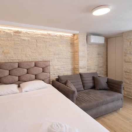 Christian Studio Apartments Umag Extérieur photo