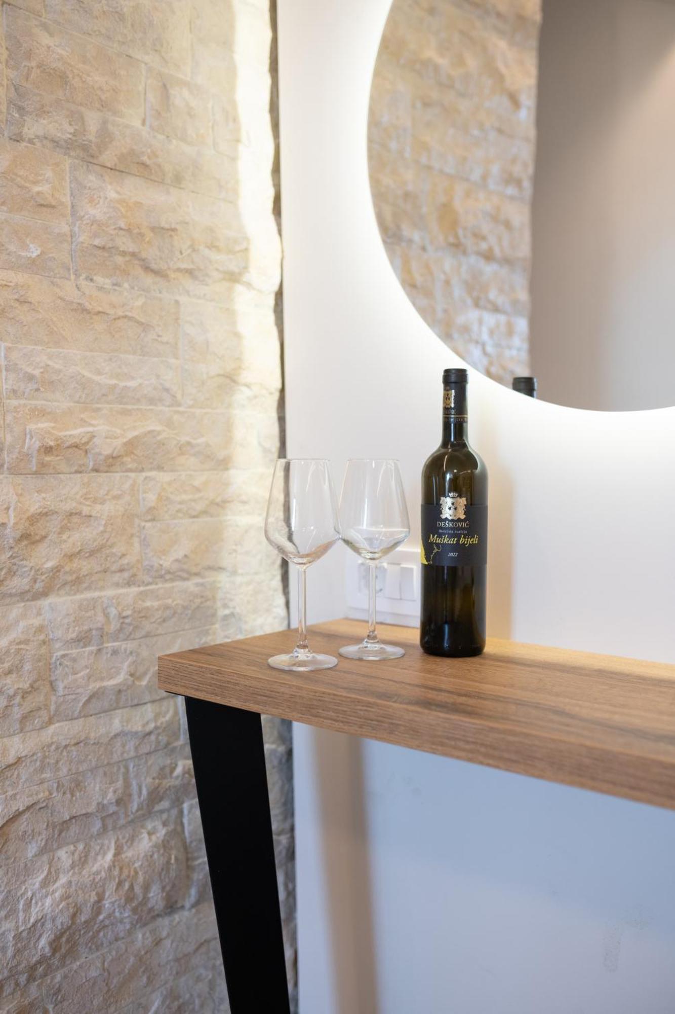 Christian Studio Apartments Umag Extérieur photo